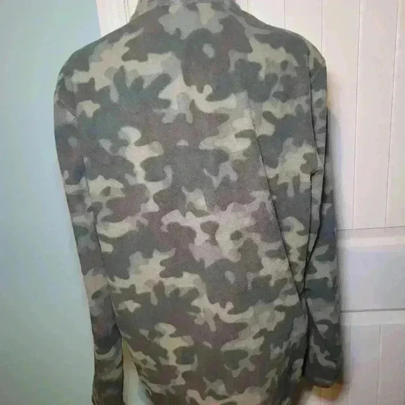 Eddie Bouer, camel pullover jacket size medium. - Picture 4 of 6